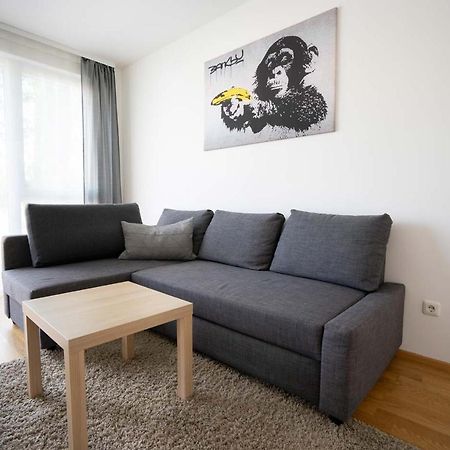 Donaufeld Living - Modernes Und Helles Apartment Vienna Exterior photo