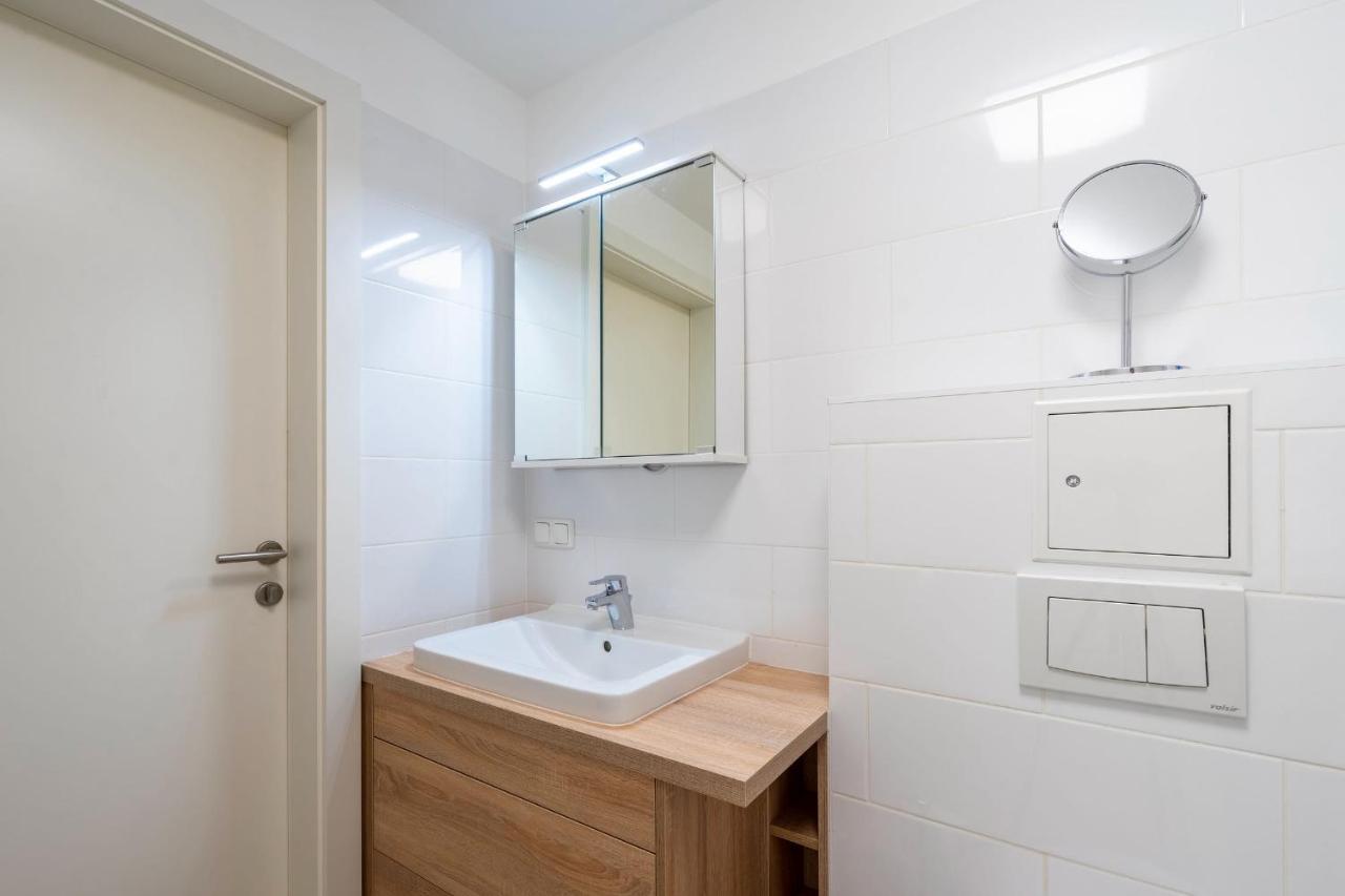 Donaufeld Living - Modernes Und Helles Apartment Vienna Exterior photo