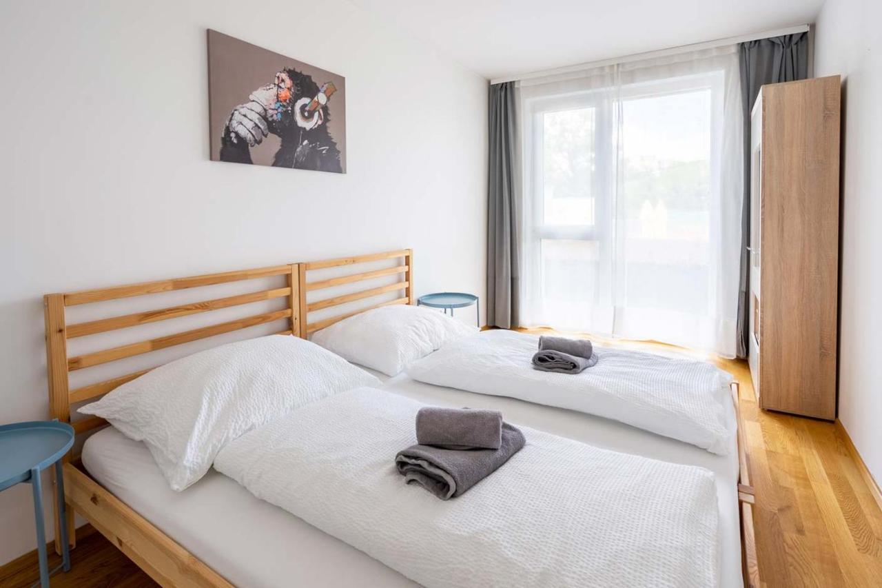 Donaufeld Living - Modernes Und Helles Apartment Vienna Exterior photo