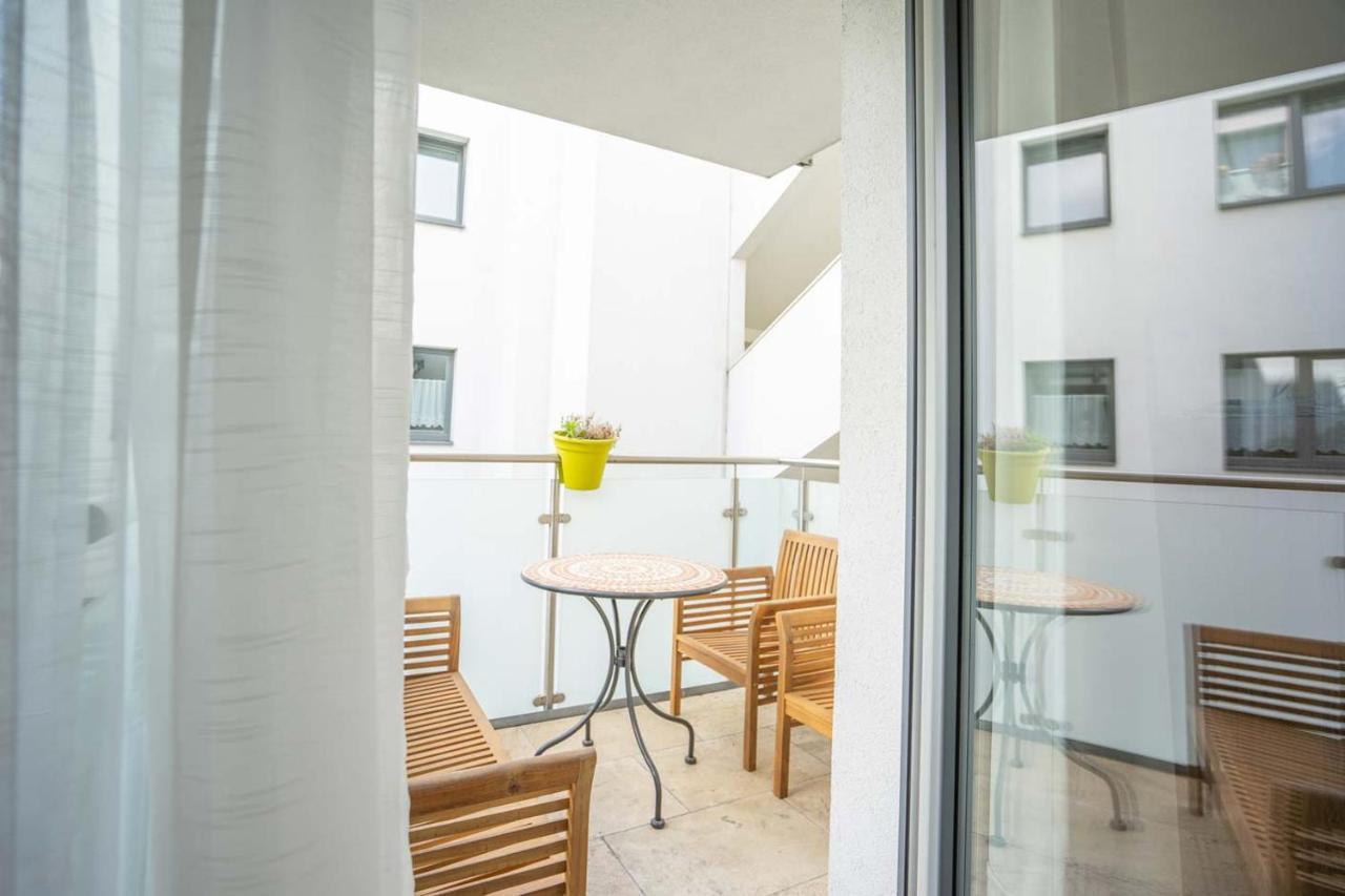 Donaufeld Living - Modernes Und Helles Apartment Vienna Exterior photo